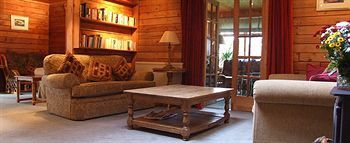 Old Pines And Restaurant 4*