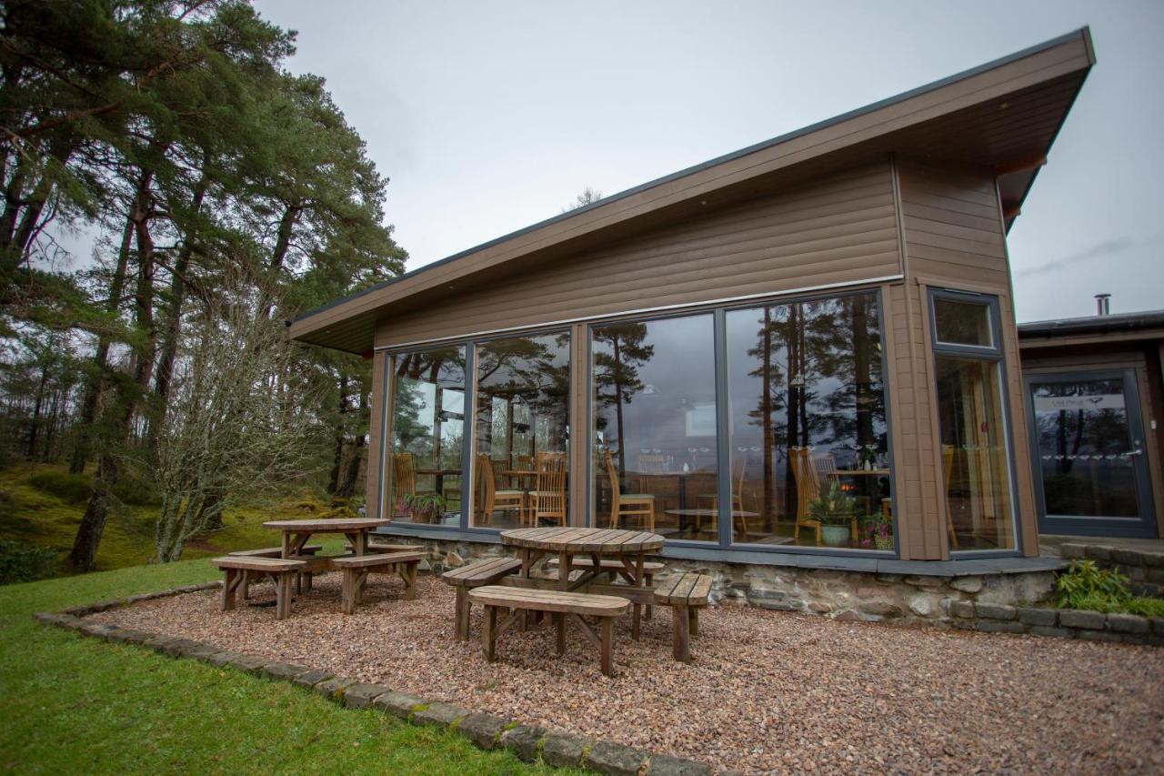 Old Pines And Restaurant Hotel 4*